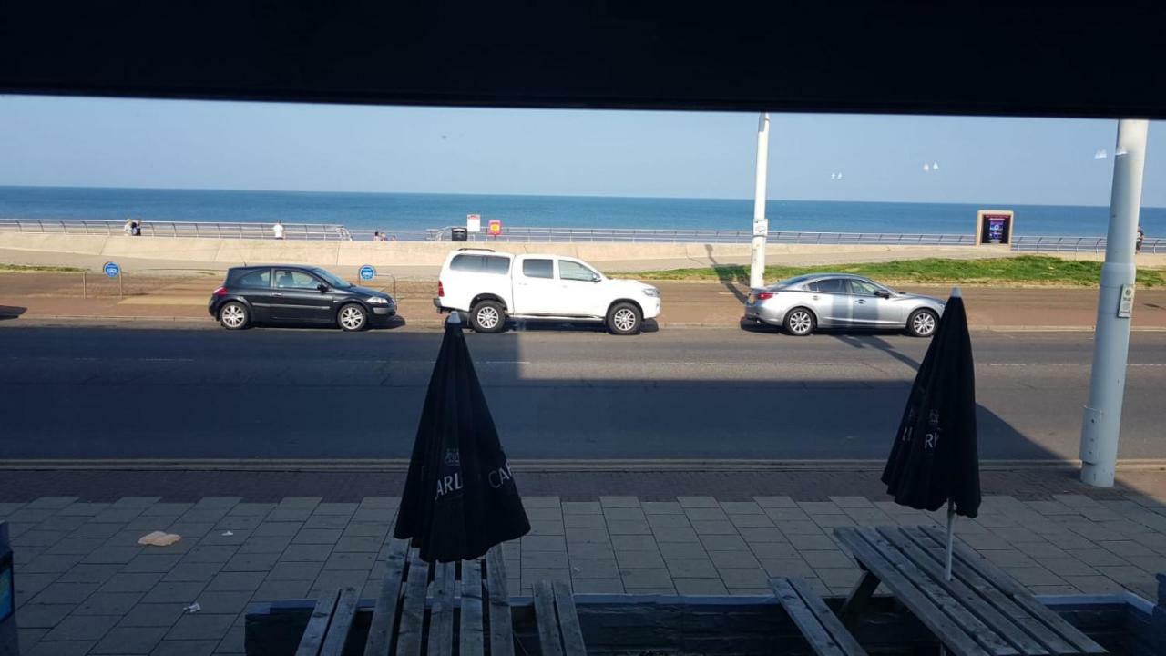 Coastal Roomz Blackpool Exterior photo