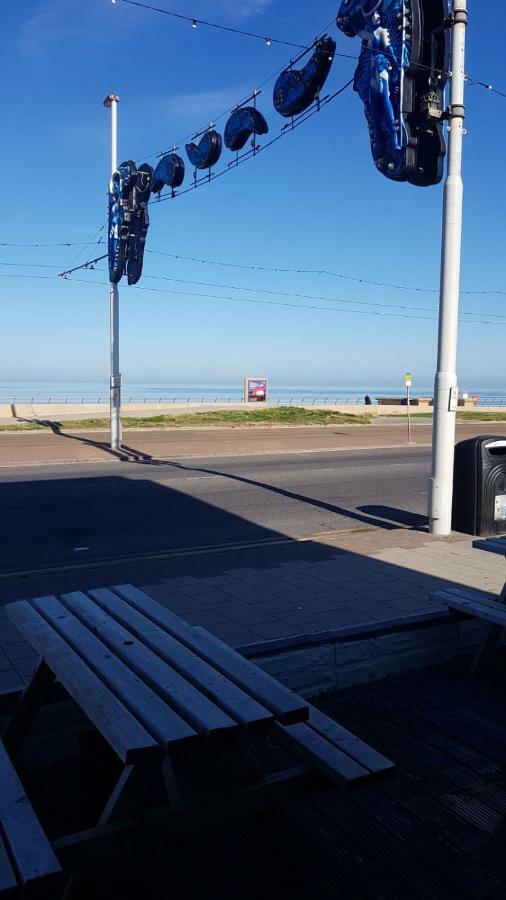 Coastal Roomz Blackpool Exterior photo