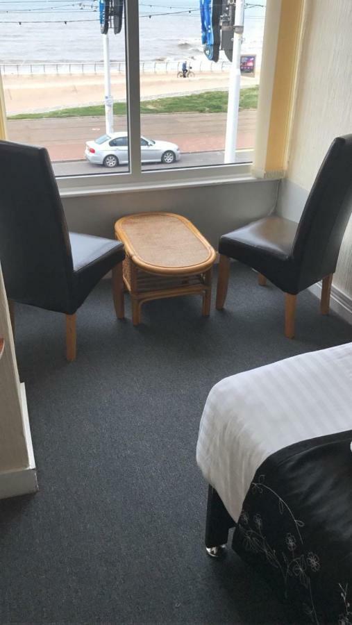Coastal Roomz Blackpool Exterior photo