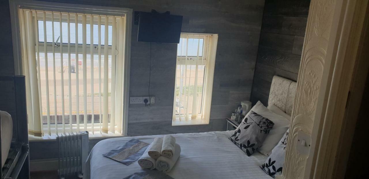 Coastal Roomz Blackpool Room photo